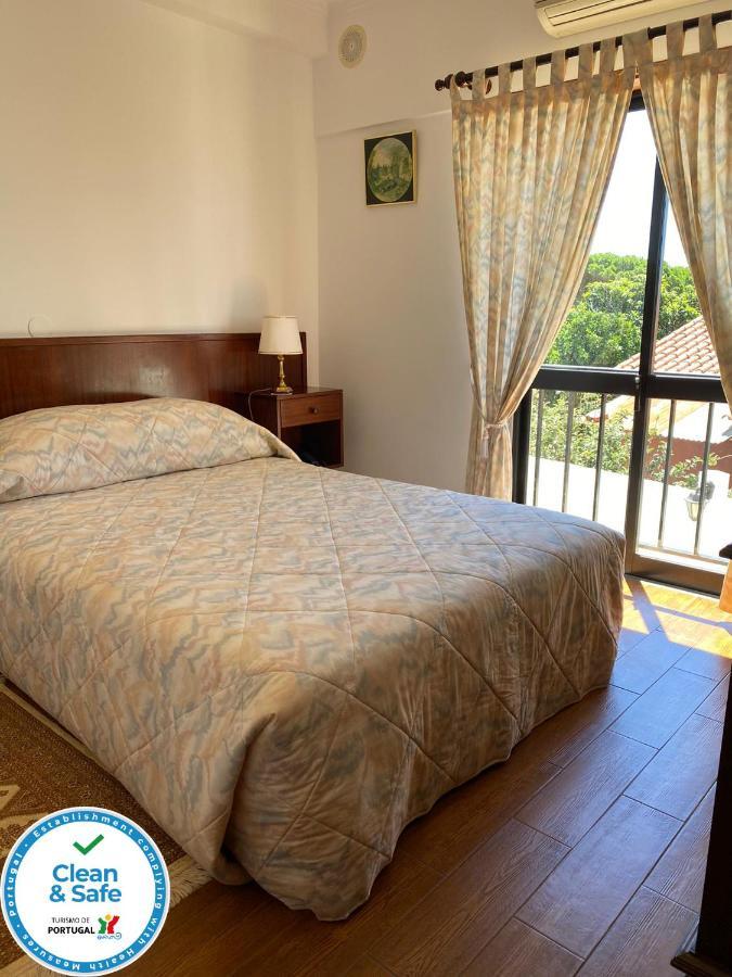 Guest House Toca Dos Grilos Estoril Dış mekan fotoğraf